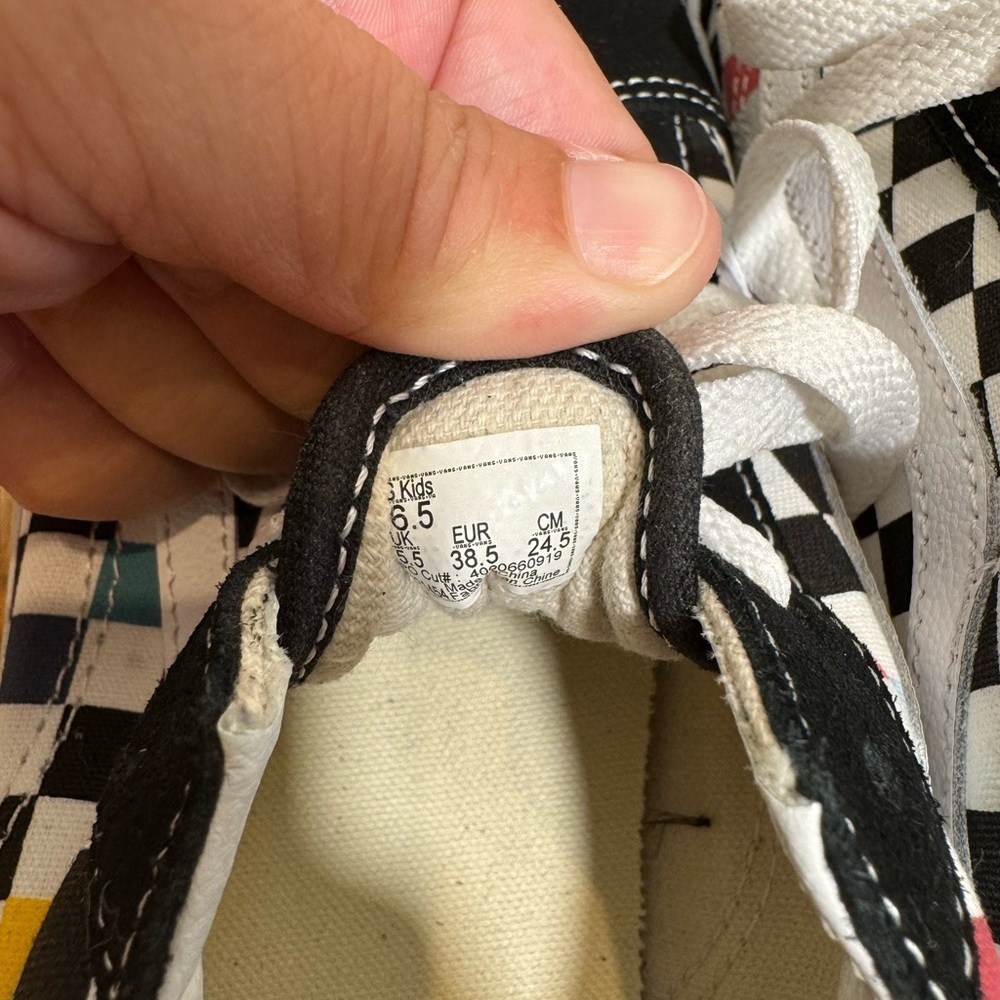 Vans Kids Black and White Old Skool ‘Party Checker’ Sneakers Size 6.5 - Picture 5 of 11